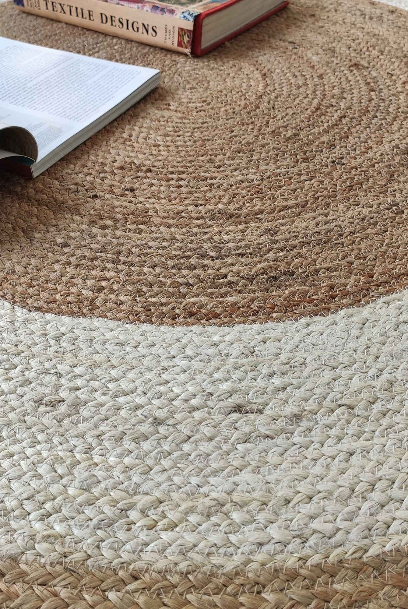 Serene Haven - Natural & Beige Braided Round Rug (3 Sizes)