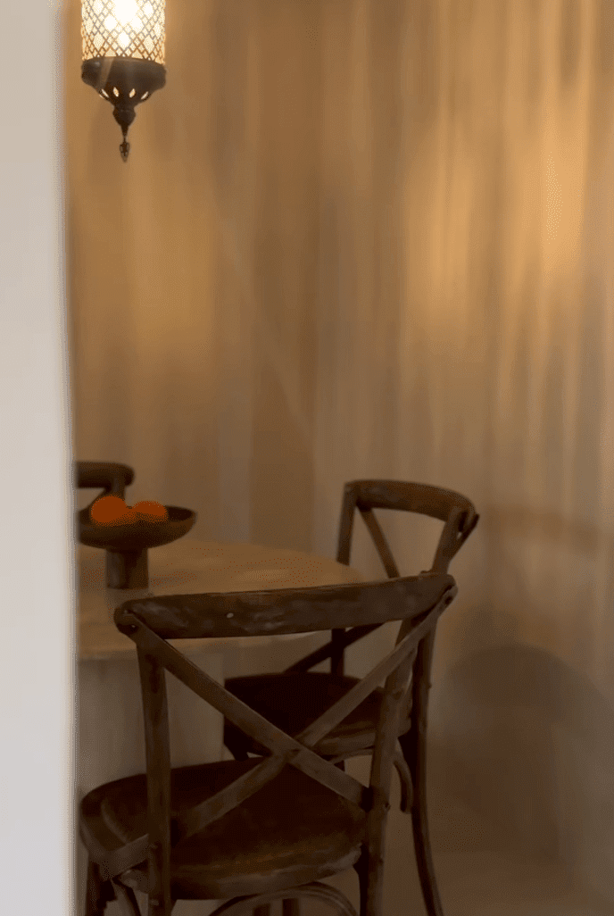 Reina Beige Travertine Round Dining Table (4 Size)