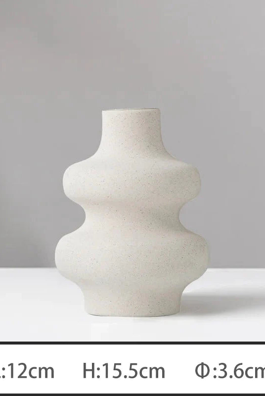 Curvy Ceramic Off-White Vase (3 Sizes)