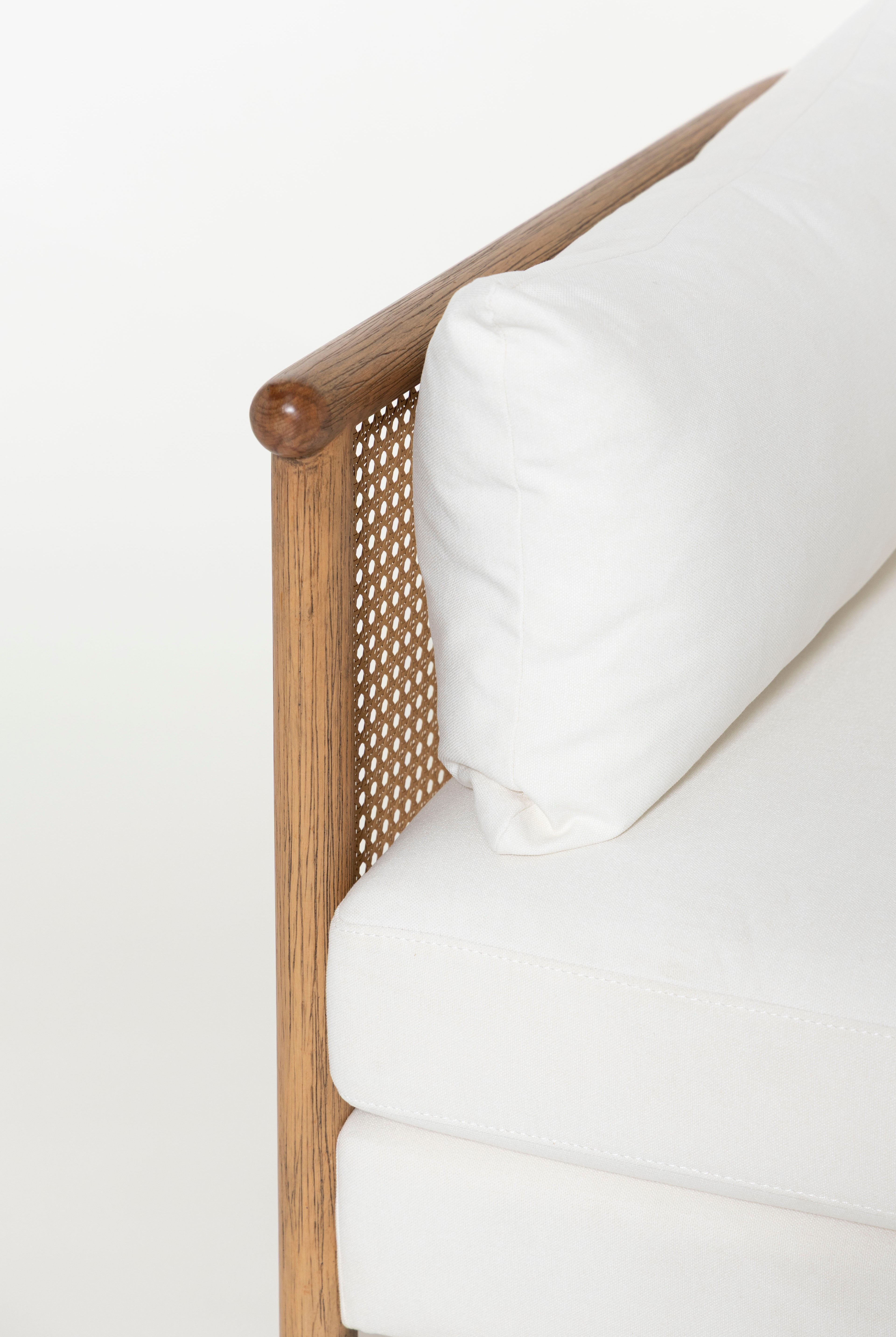 Almea Wooden Lounge Chair