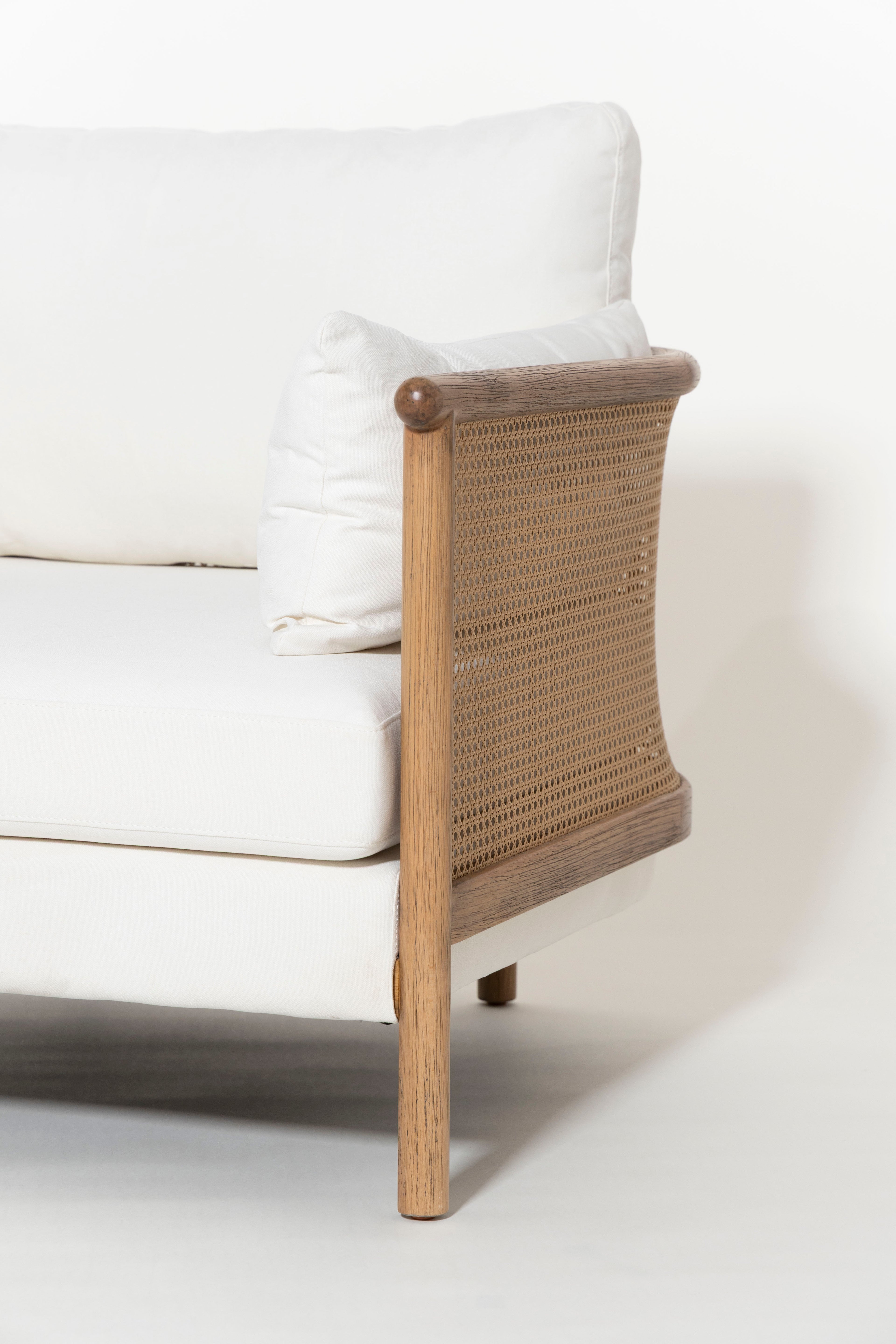 Almea Wooden Lounge Chair