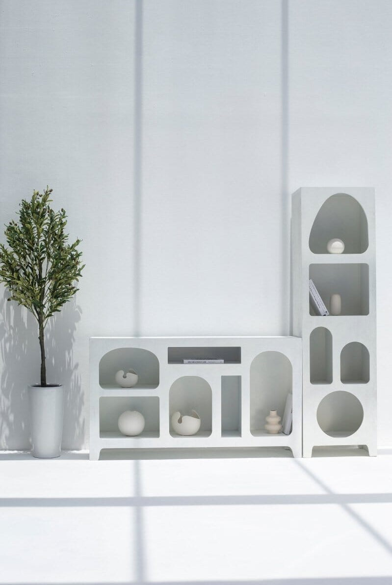 Vilnius White Painted Display Console Homekode
