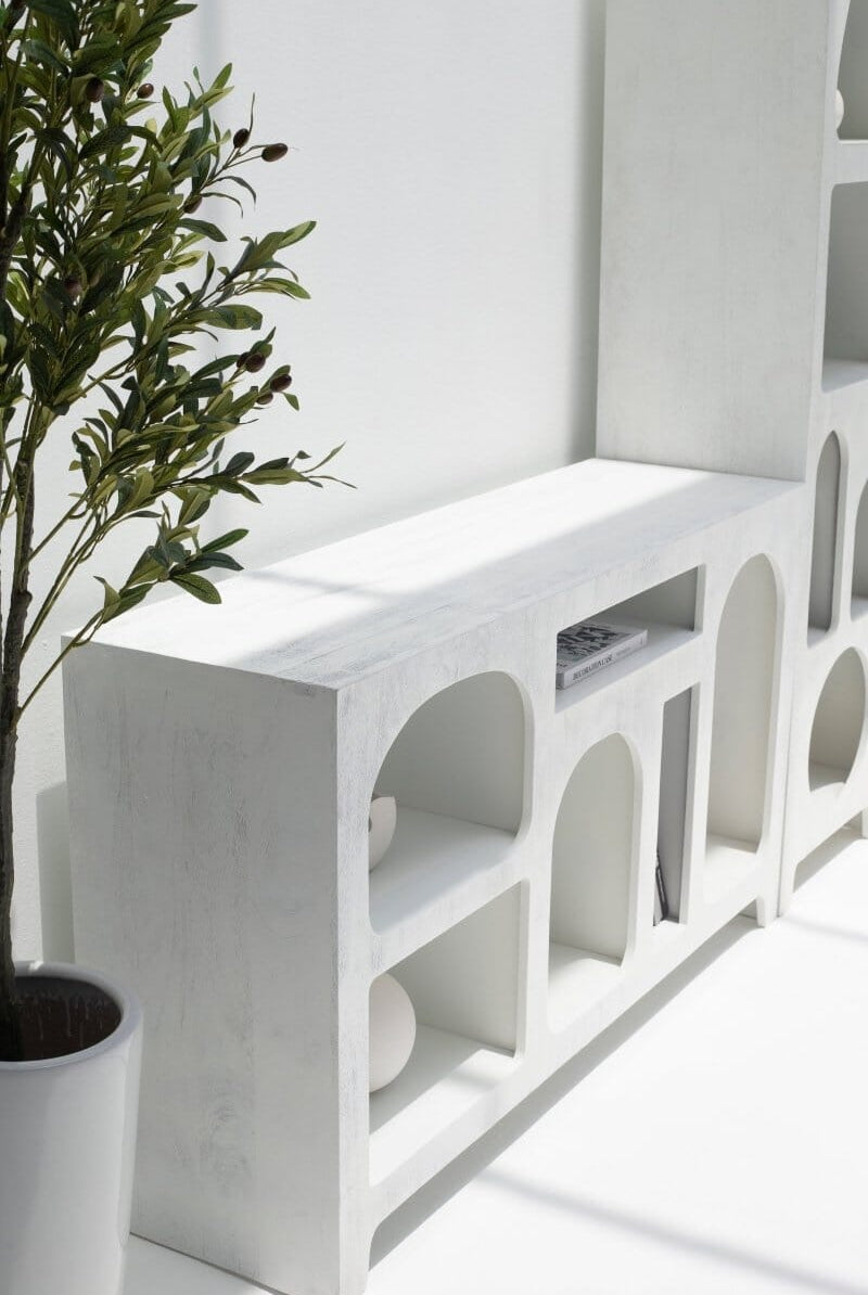Vilnius White Painted Display Console Homekode