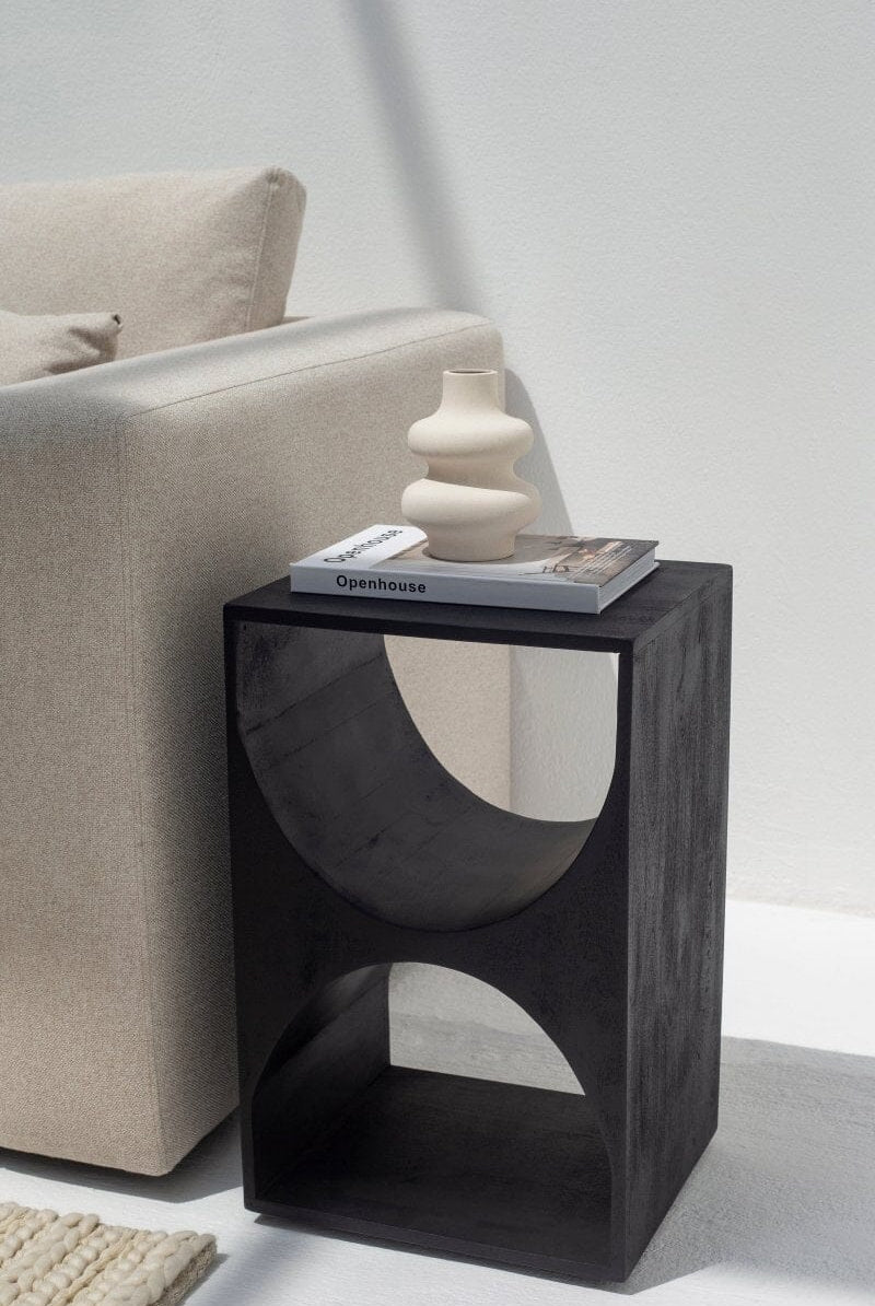 Vilnius Crescent Black Painted Side Table Side Table Homekode