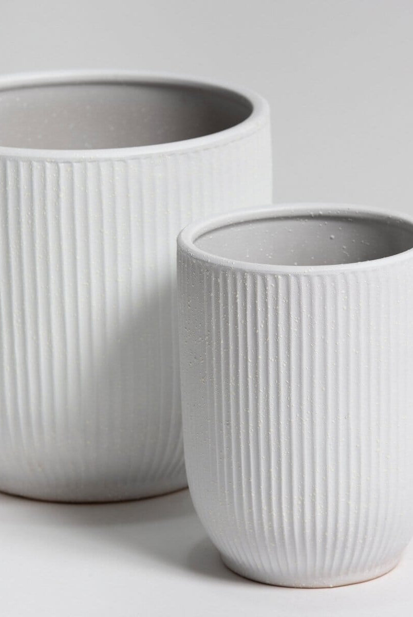 White Crest Ceramic Pot (3 Sizes)