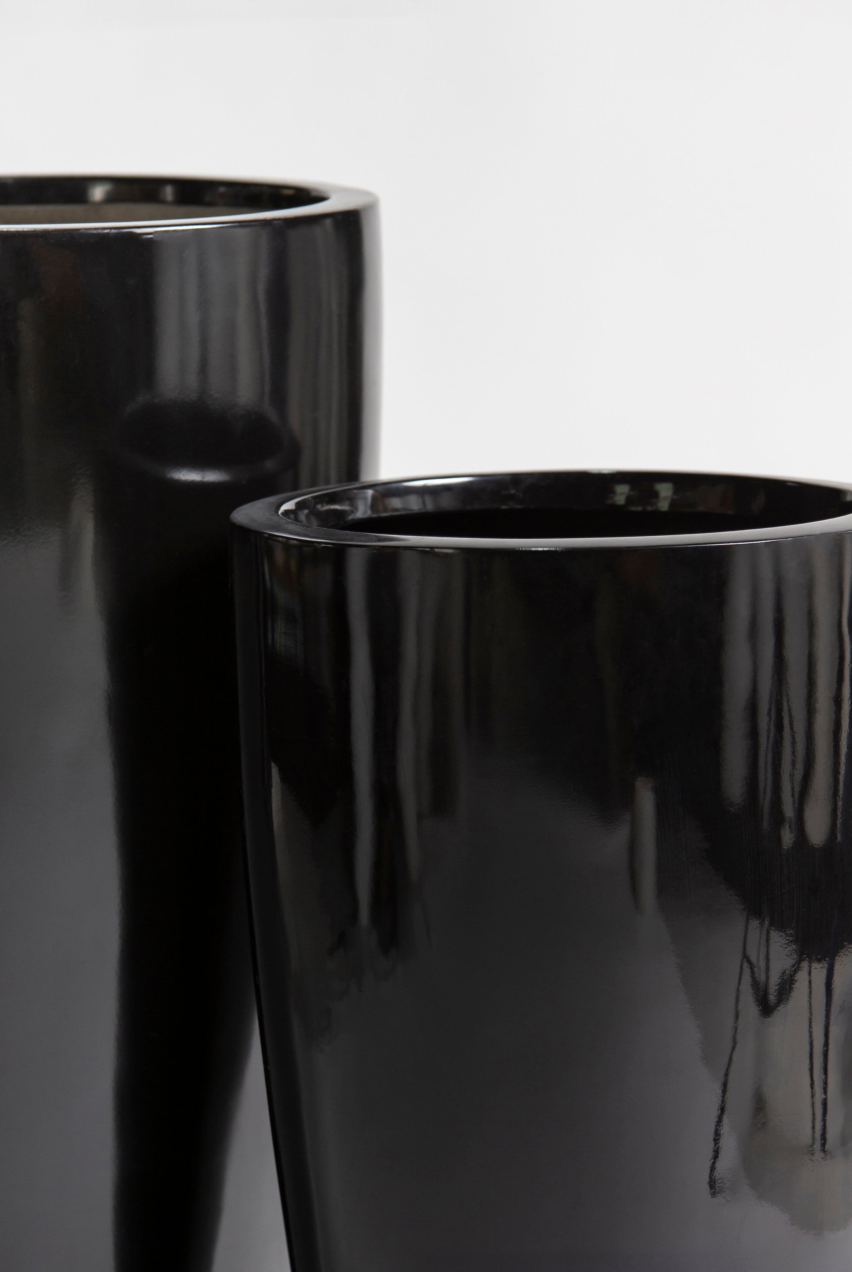 Obsidian Fiber Glass Pot (3 Sizes)