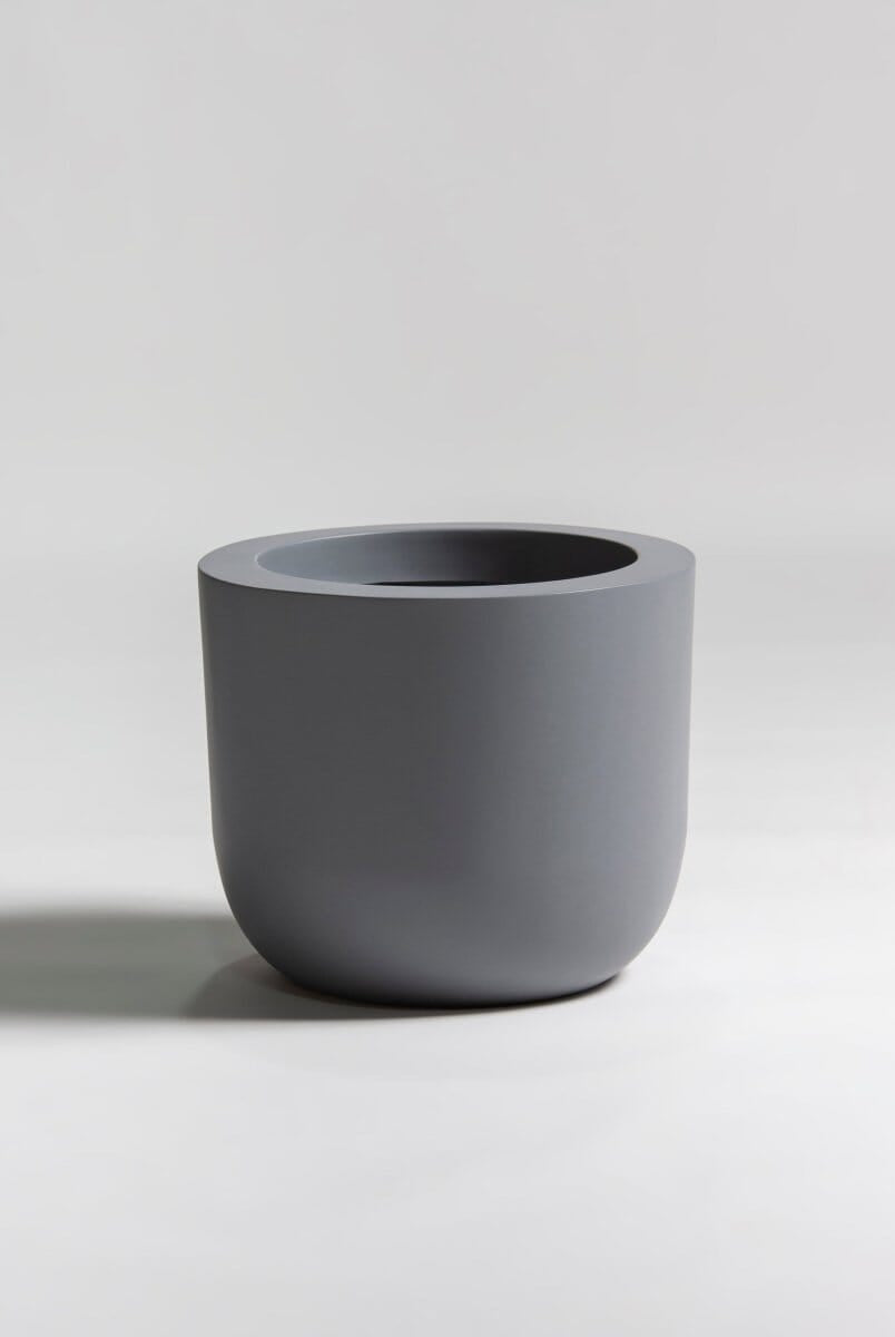Urban Round Fiber Glass Pot (6 Colors)Metallic Gray