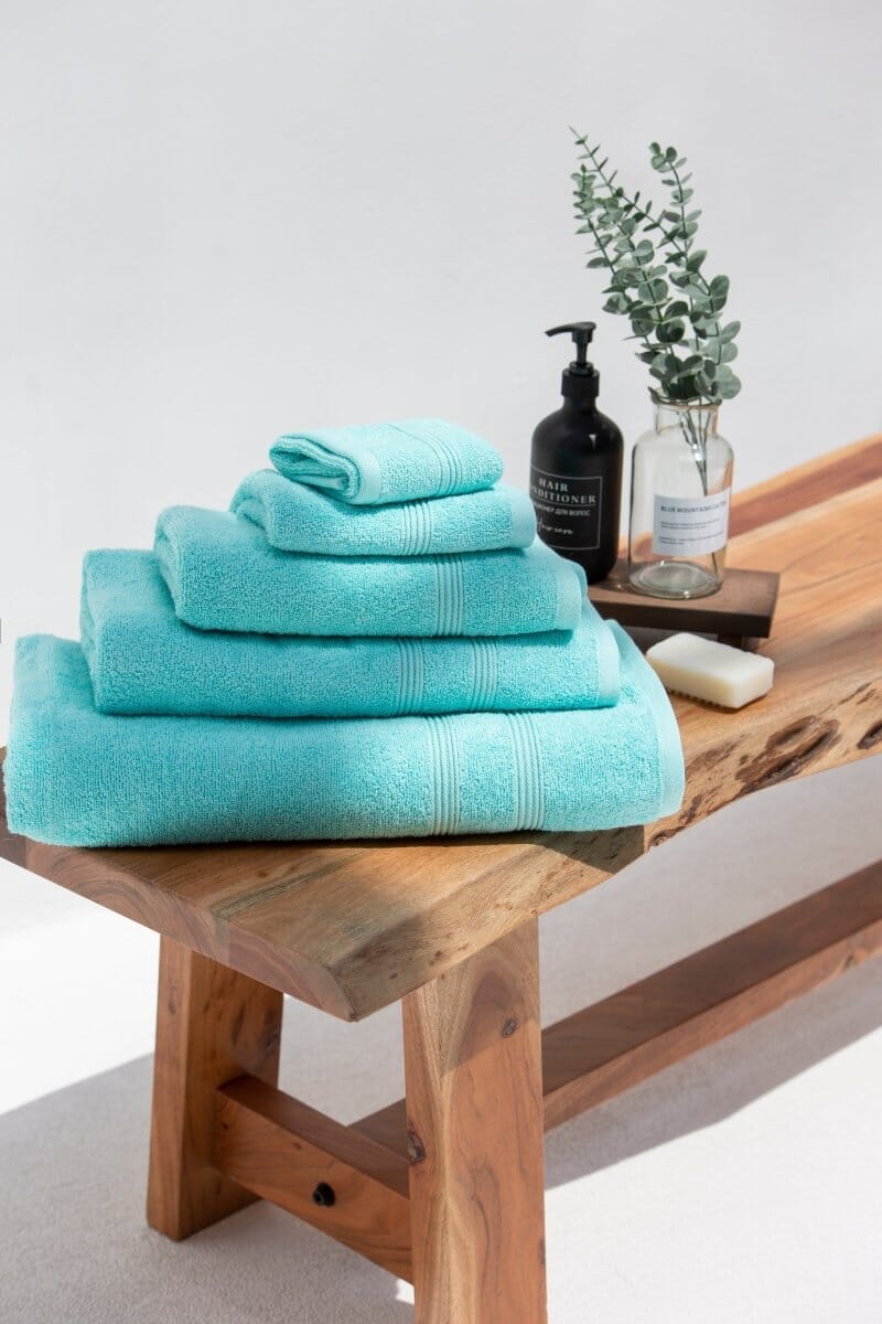 Turquoise Blue Luxury Hotel Towels