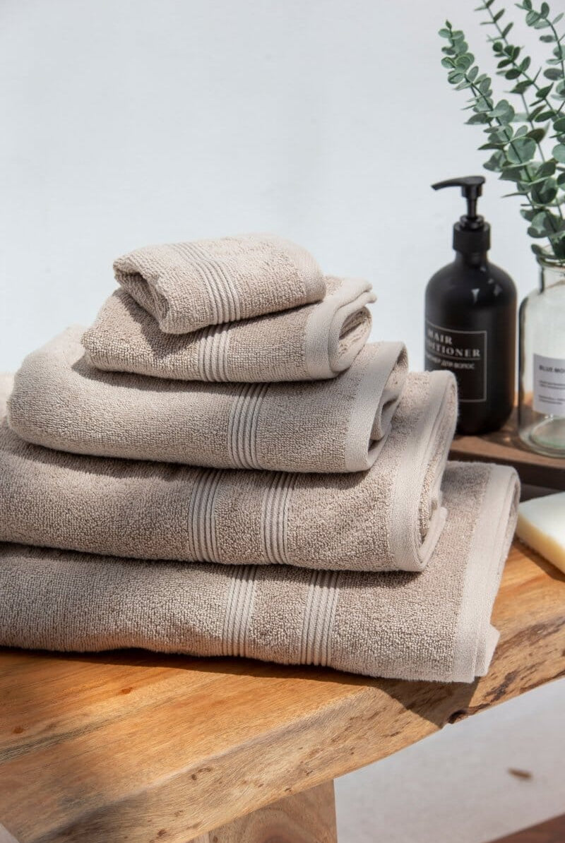 Latte High Quality Hotel Towels