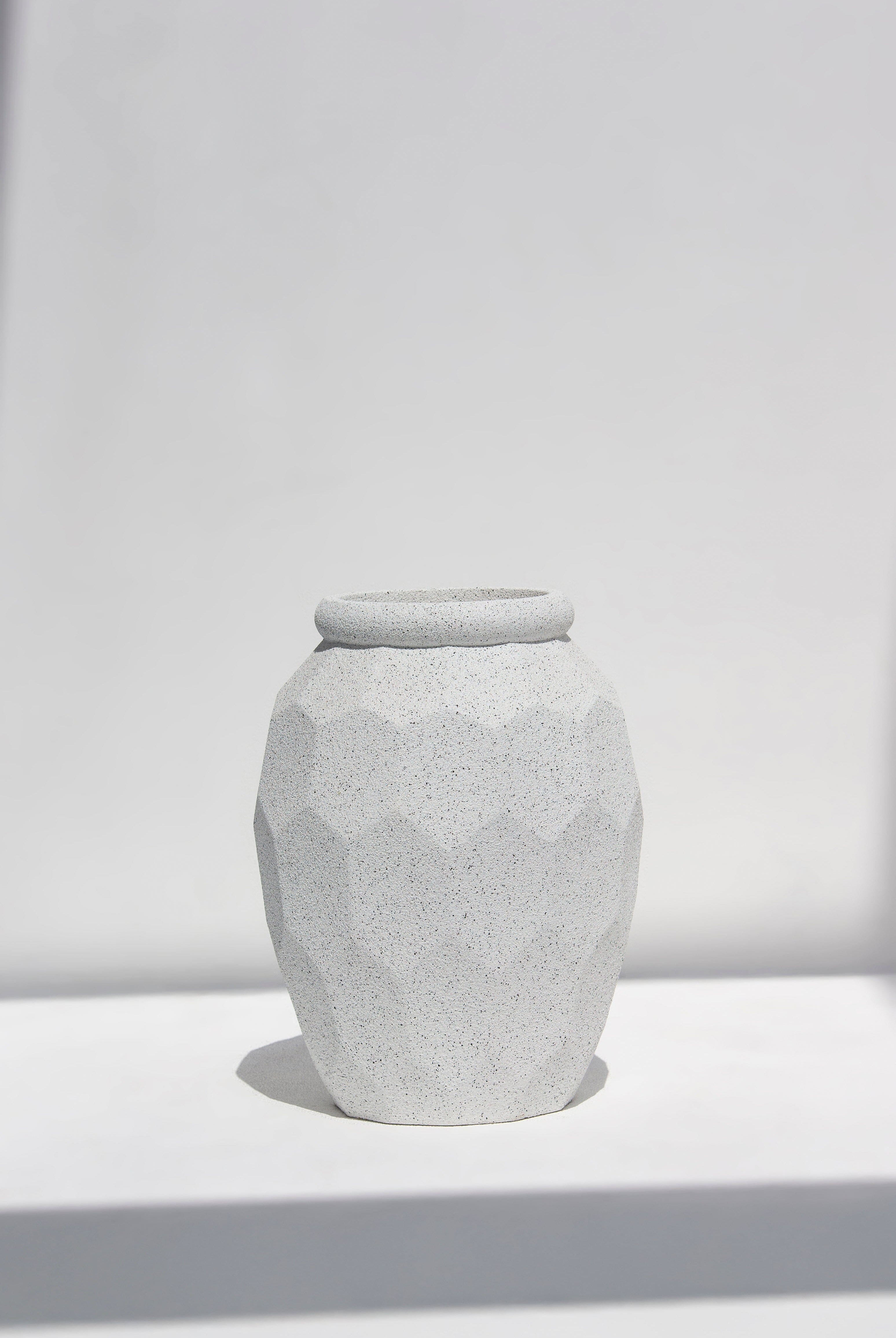 Crystal Cove Fiber Pot (3 Sizes) IBE02