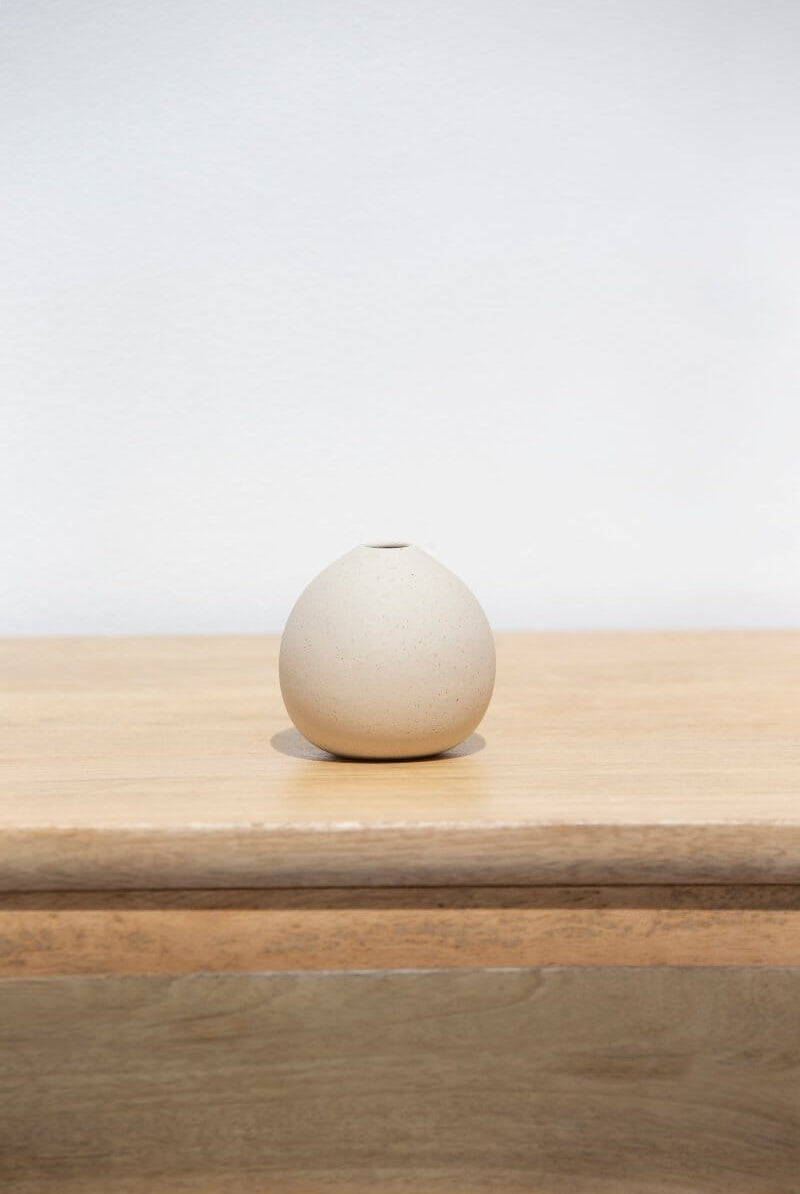 Pebble Essence Vase