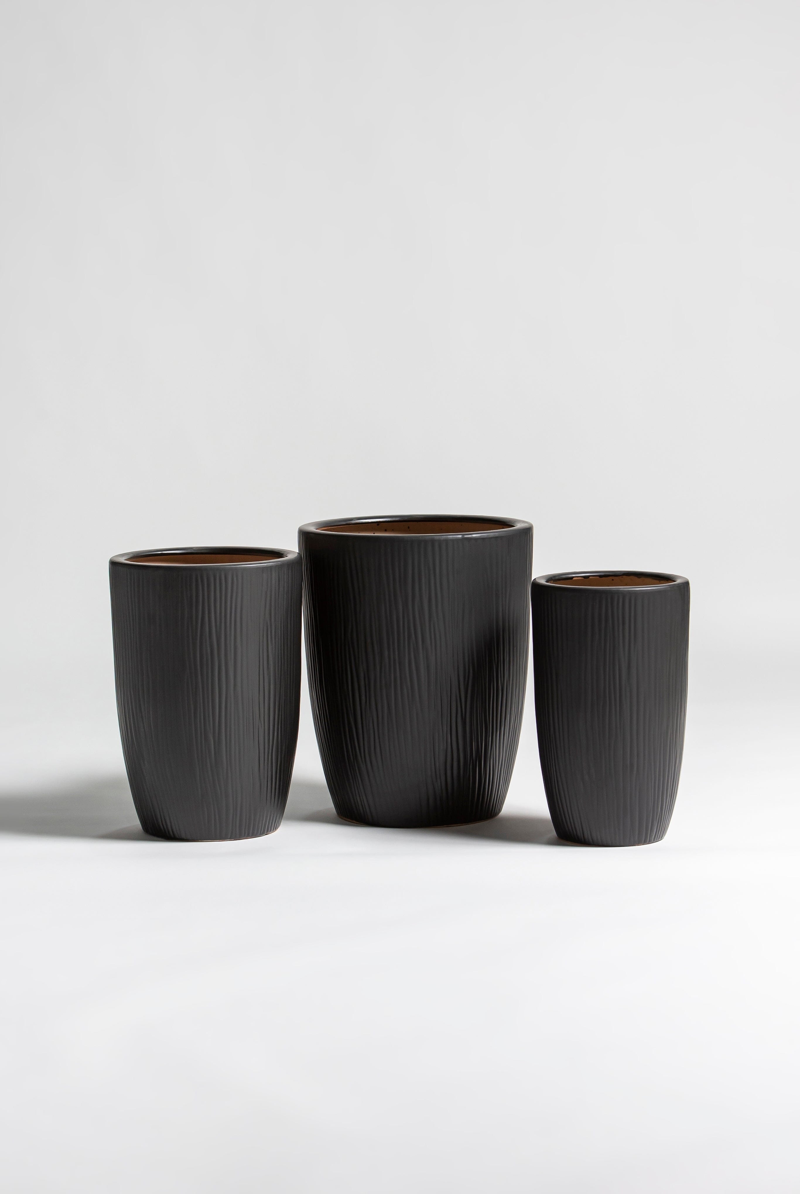 Charcoal Ripple Ceramic Pot
