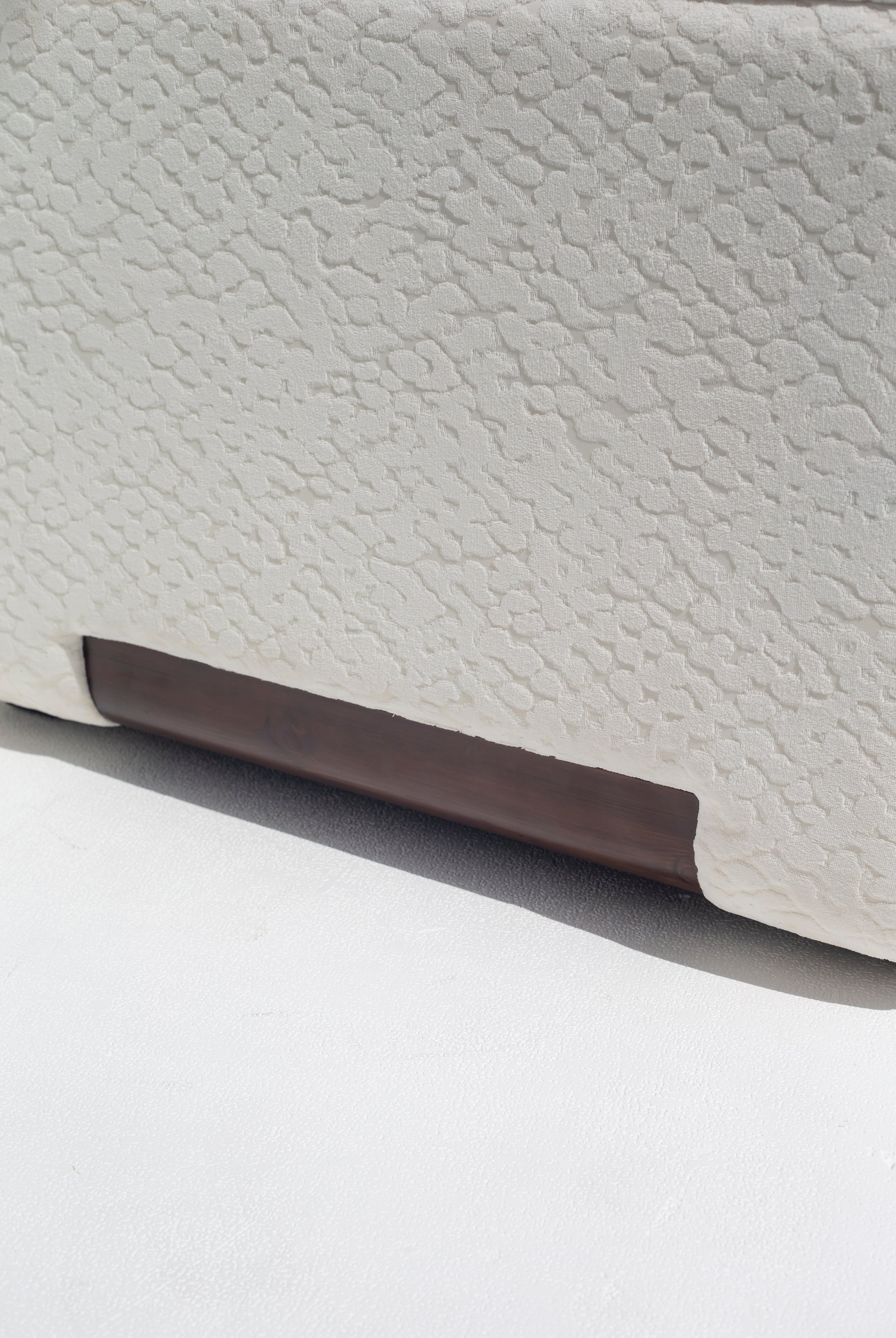 Nerea Off-White Sofa Chair DUR