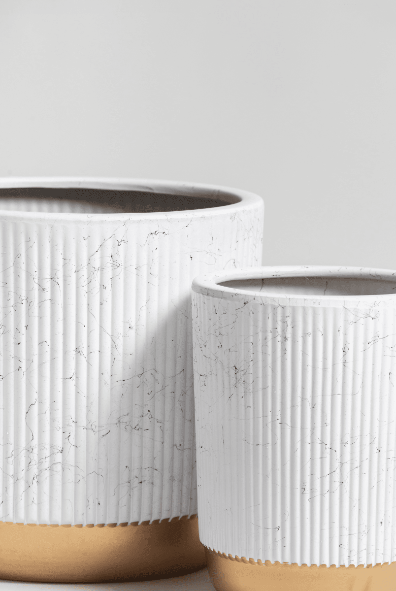 Gilded Groove Ceramic Pot III (3 Sizes)