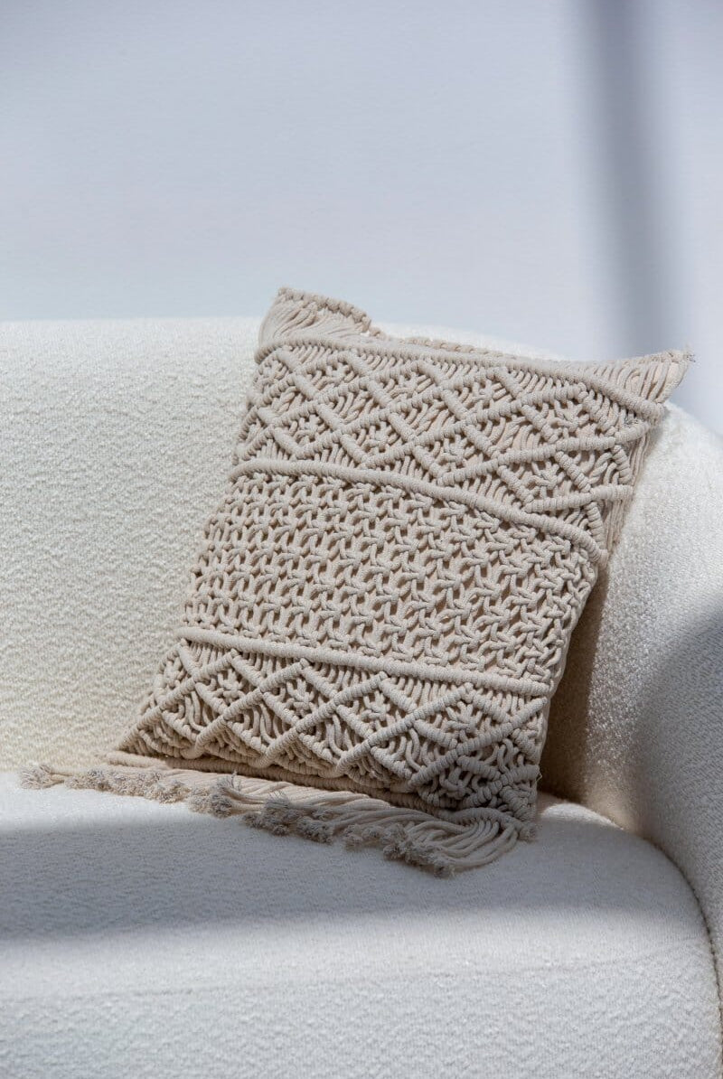 Patterned Natural White Cushion With Filler (2 Sizes)