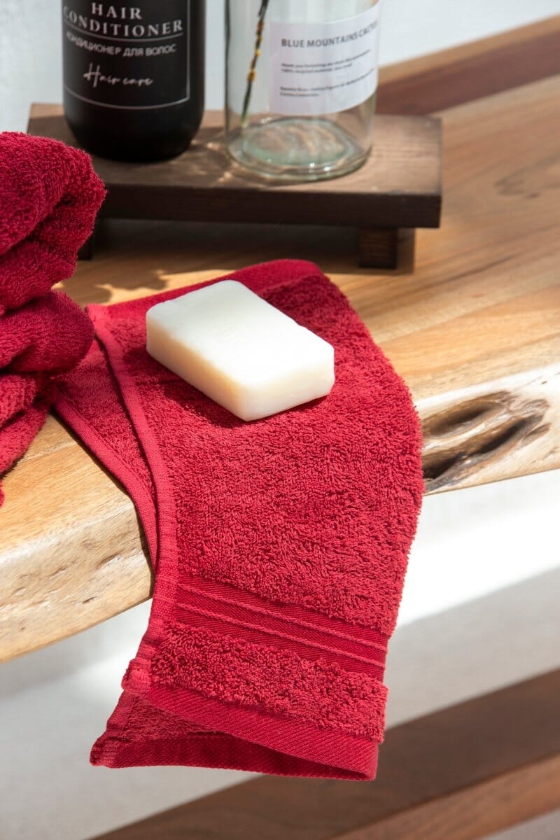 Crimson Classic Luxury Hotel Towels