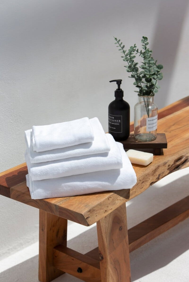 White Luxury Microfiber Hotel Towel