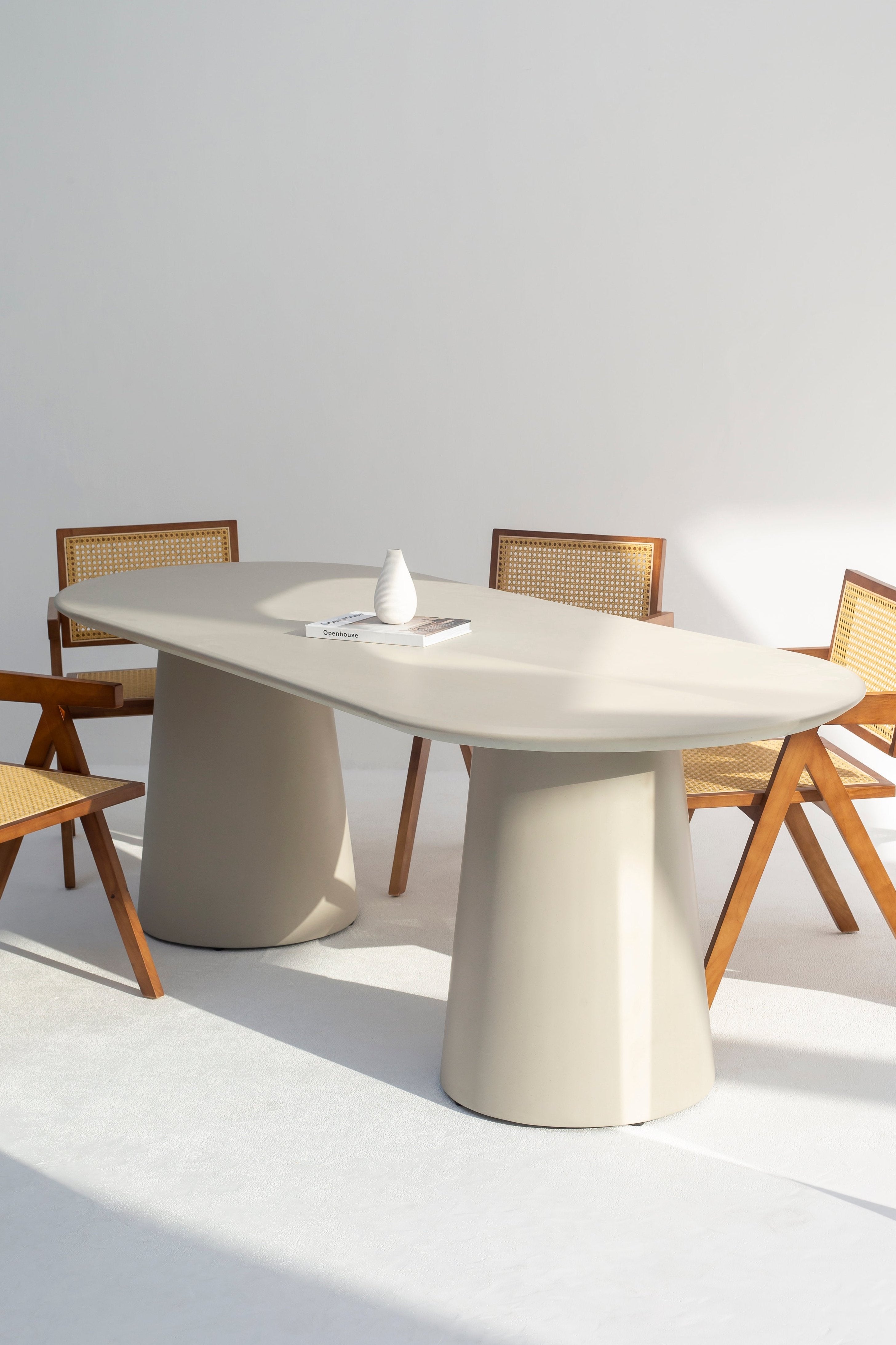 Dolce Concrete Dining Table