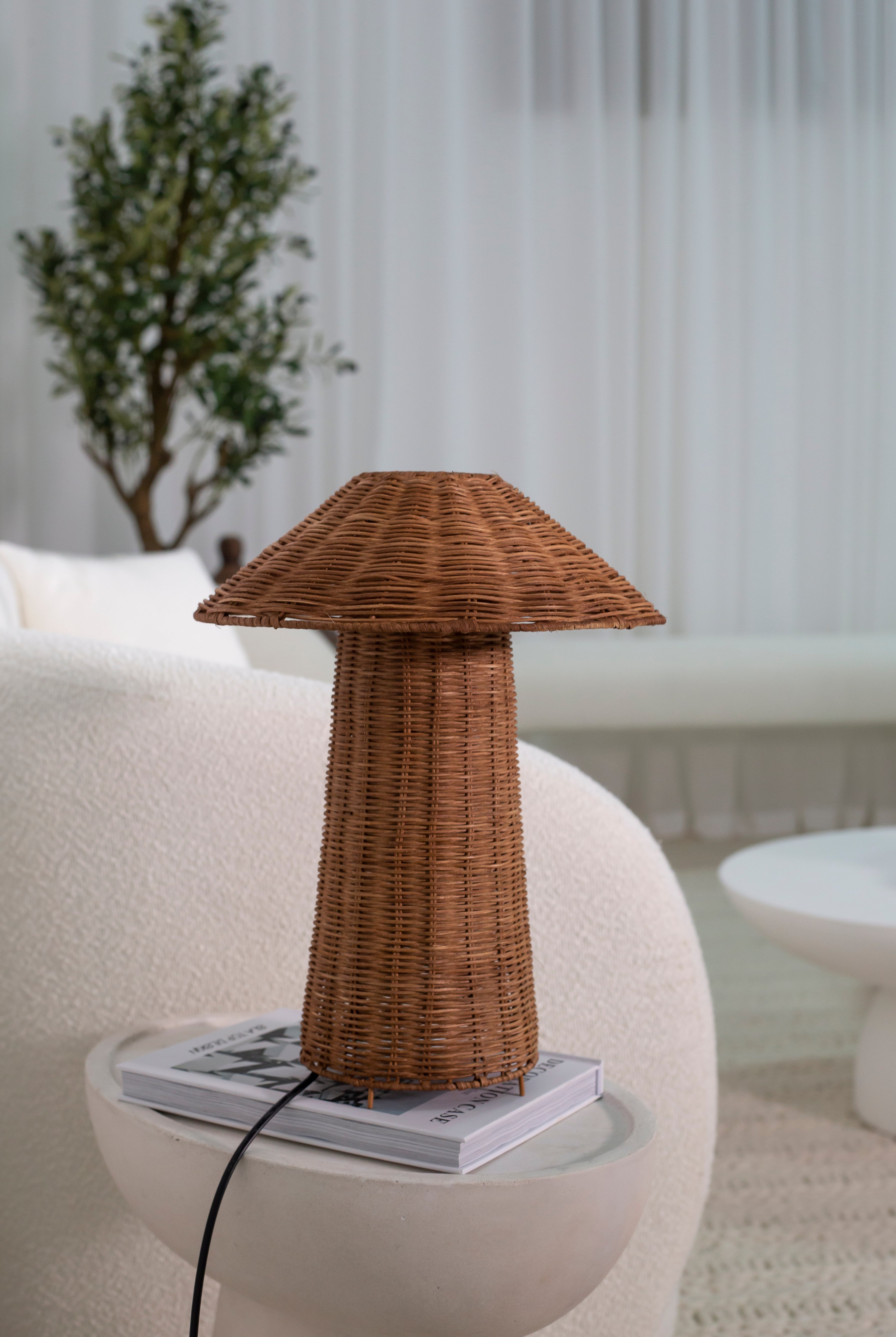 Cottage Glow Table Lamp