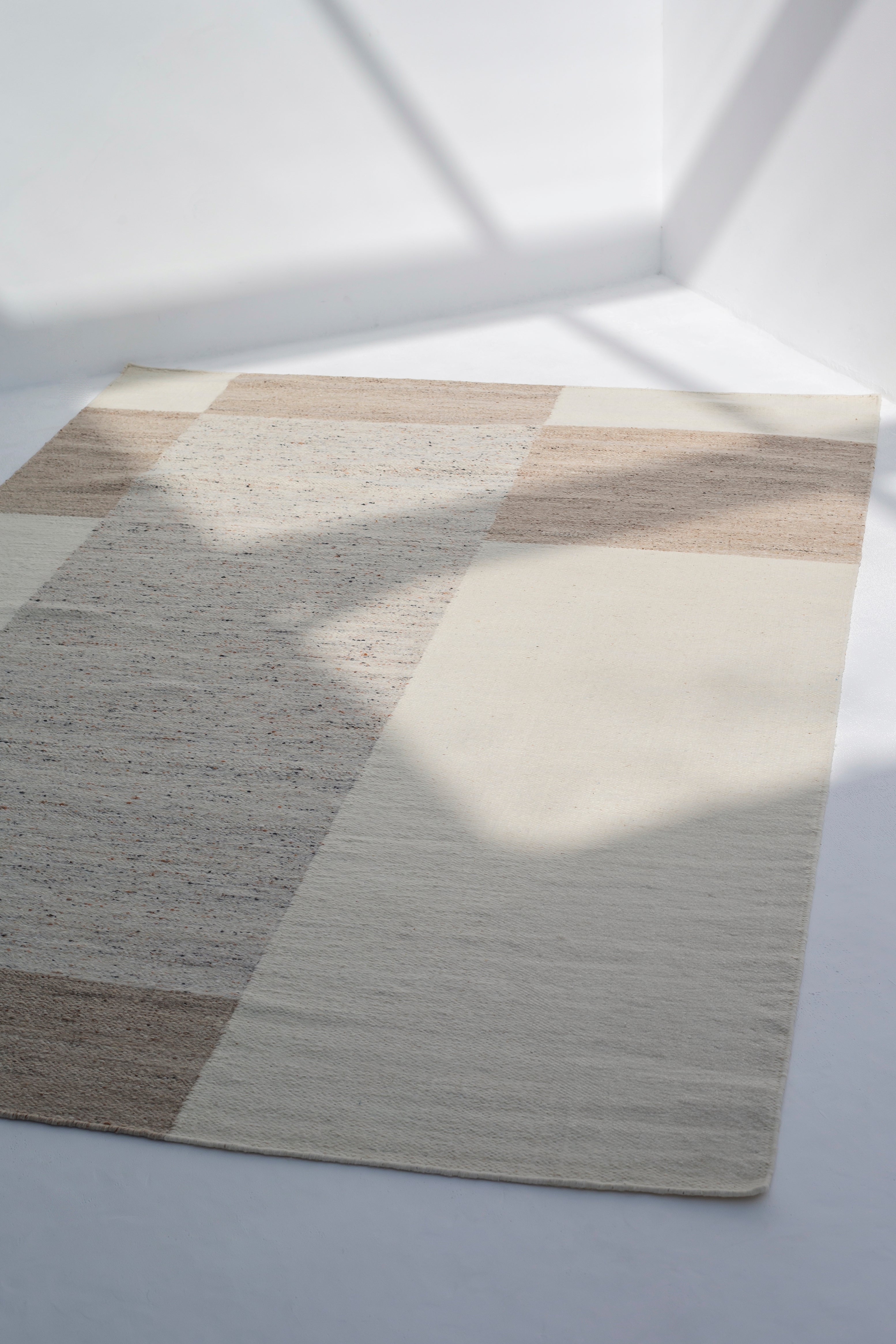 Clarisse Off White Woven Rug