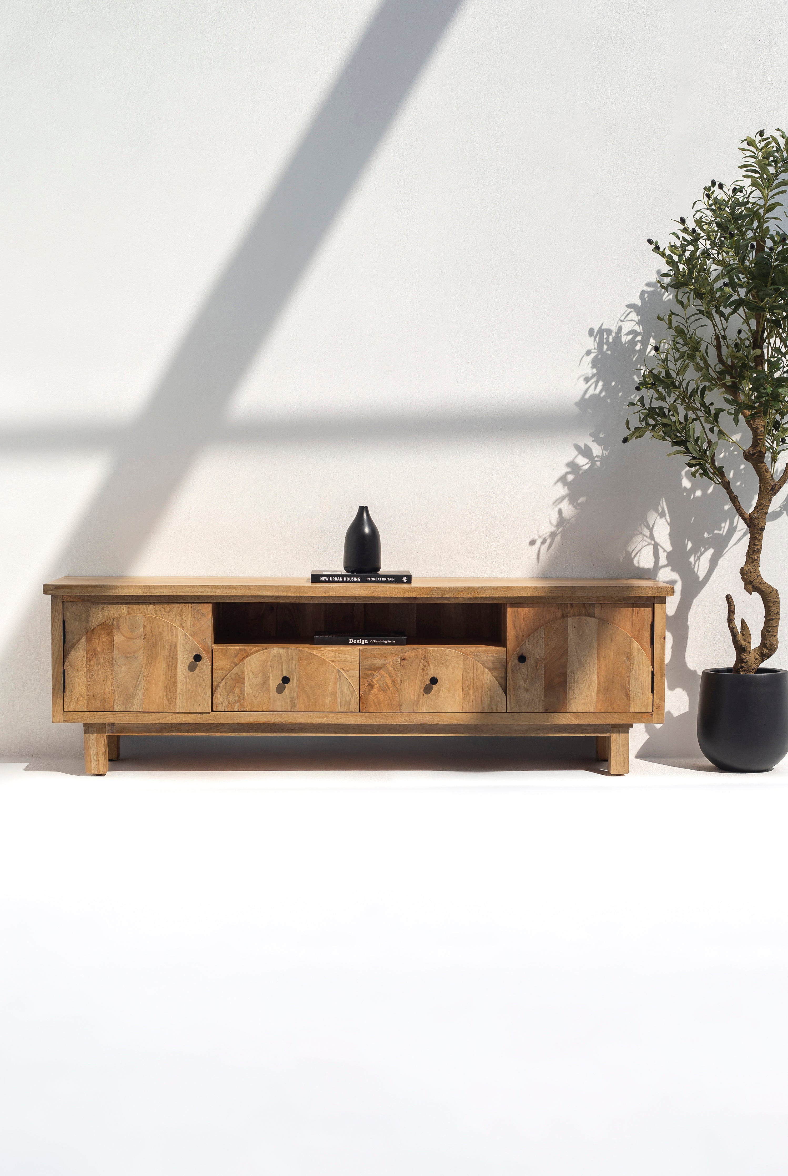 Vianne Wooden Media Unit