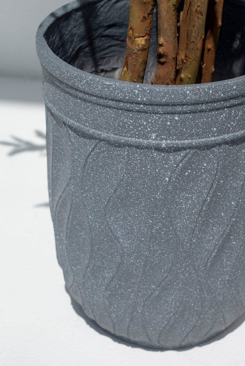 Grey Plant Pot (2 Sizes)