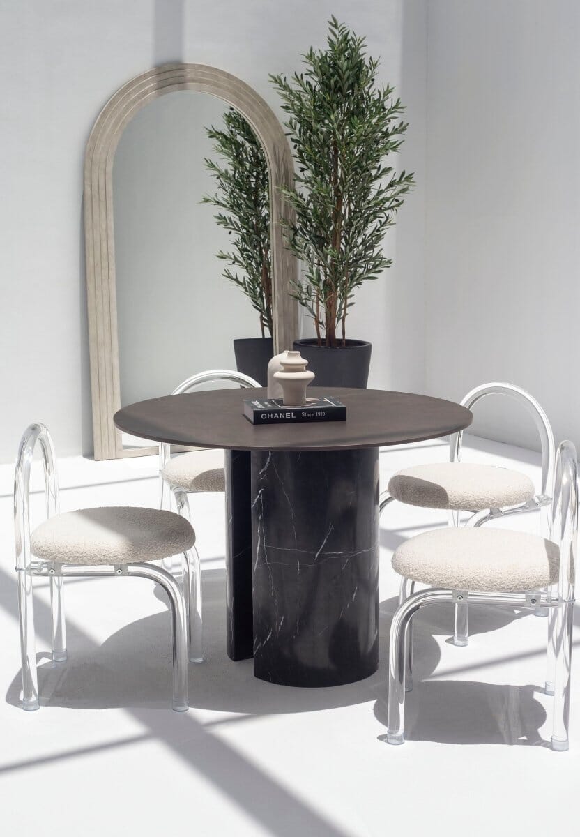 Orithyia Brown Dekton Dining Table with Marquina Base