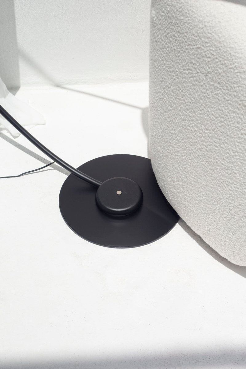 Nordic Black Parablic Floor Lamp