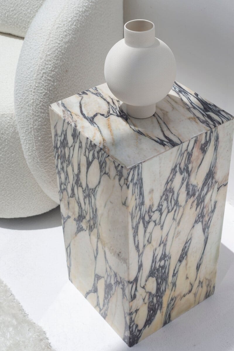 Calacatta Viola Plinth