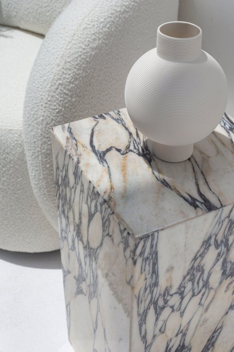 Calacatta Viola Plinth