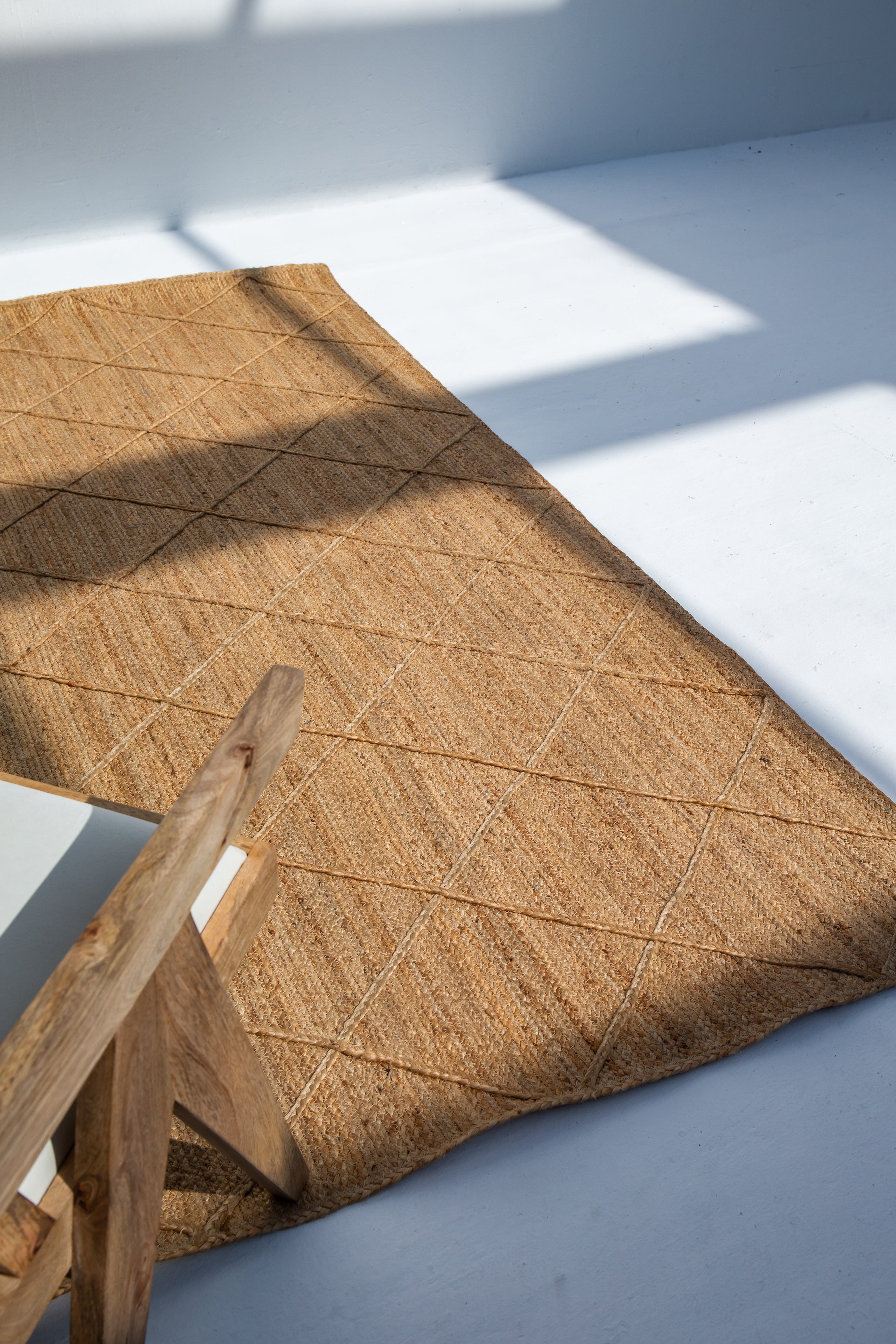 Jute Diamond Patterned Rug (170x240 CM) Homekode