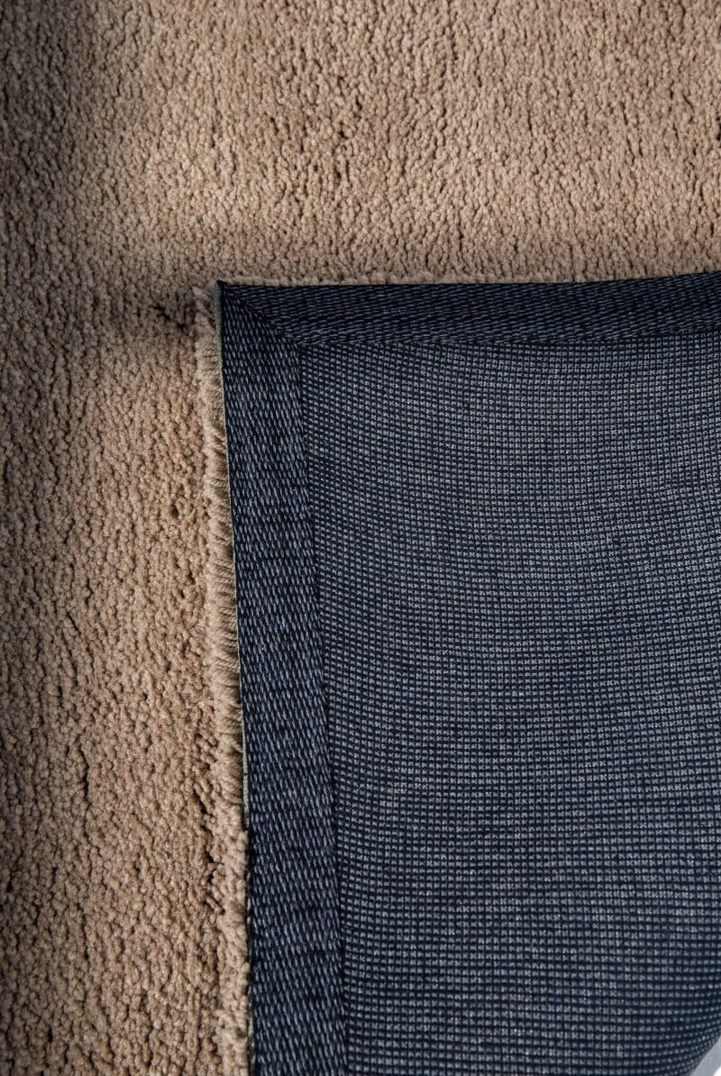 Fluffy Light brown Shaggy Rug (2 Sizes) Table Tuft Shaggy