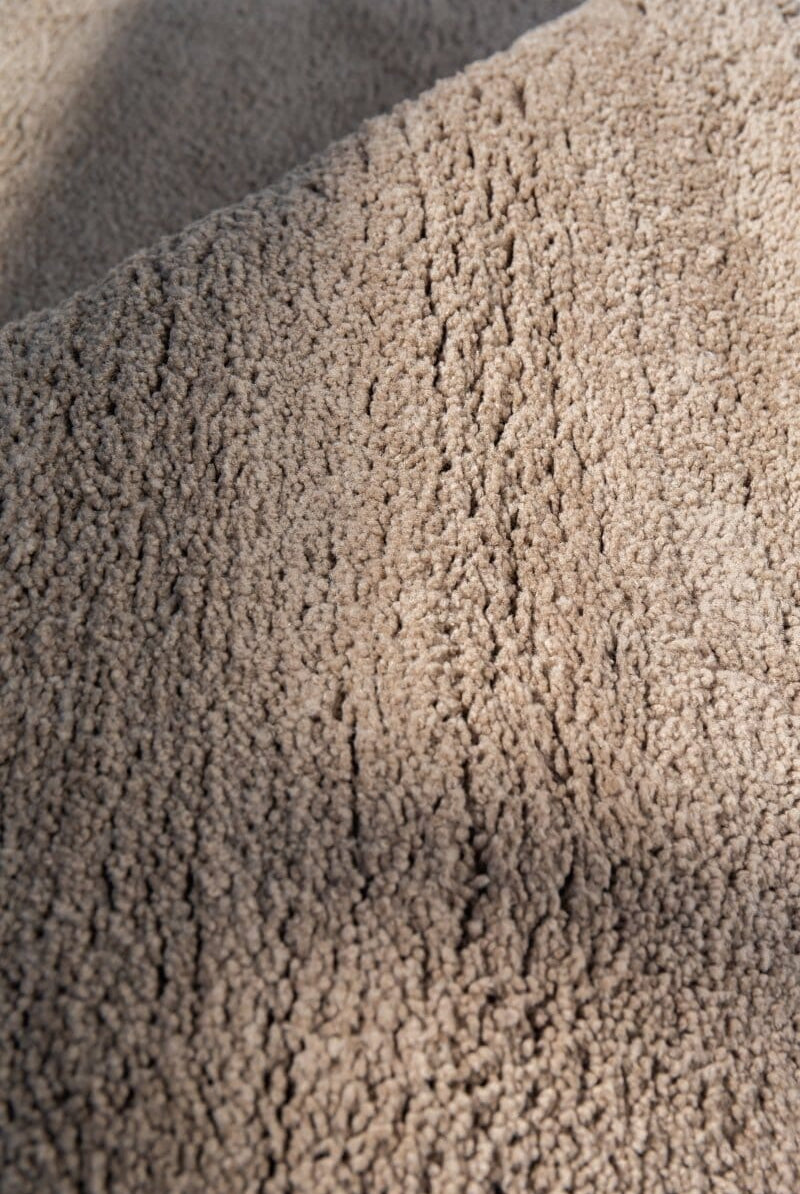 Fluffy Light brown Shaggy Rug (2 Sizes) Table Tuft Shaggy