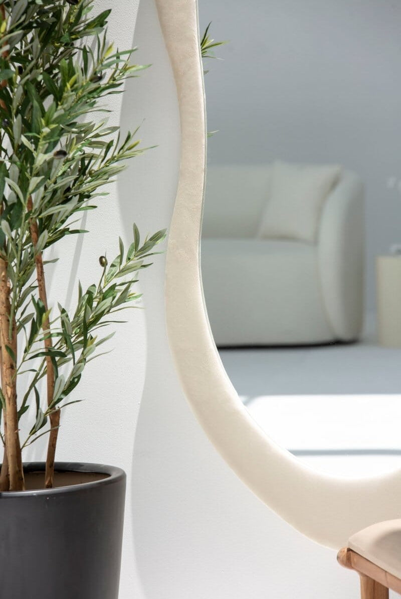 Roxana Wall Rounded Bottom Mirror with Off White Fr Homekode