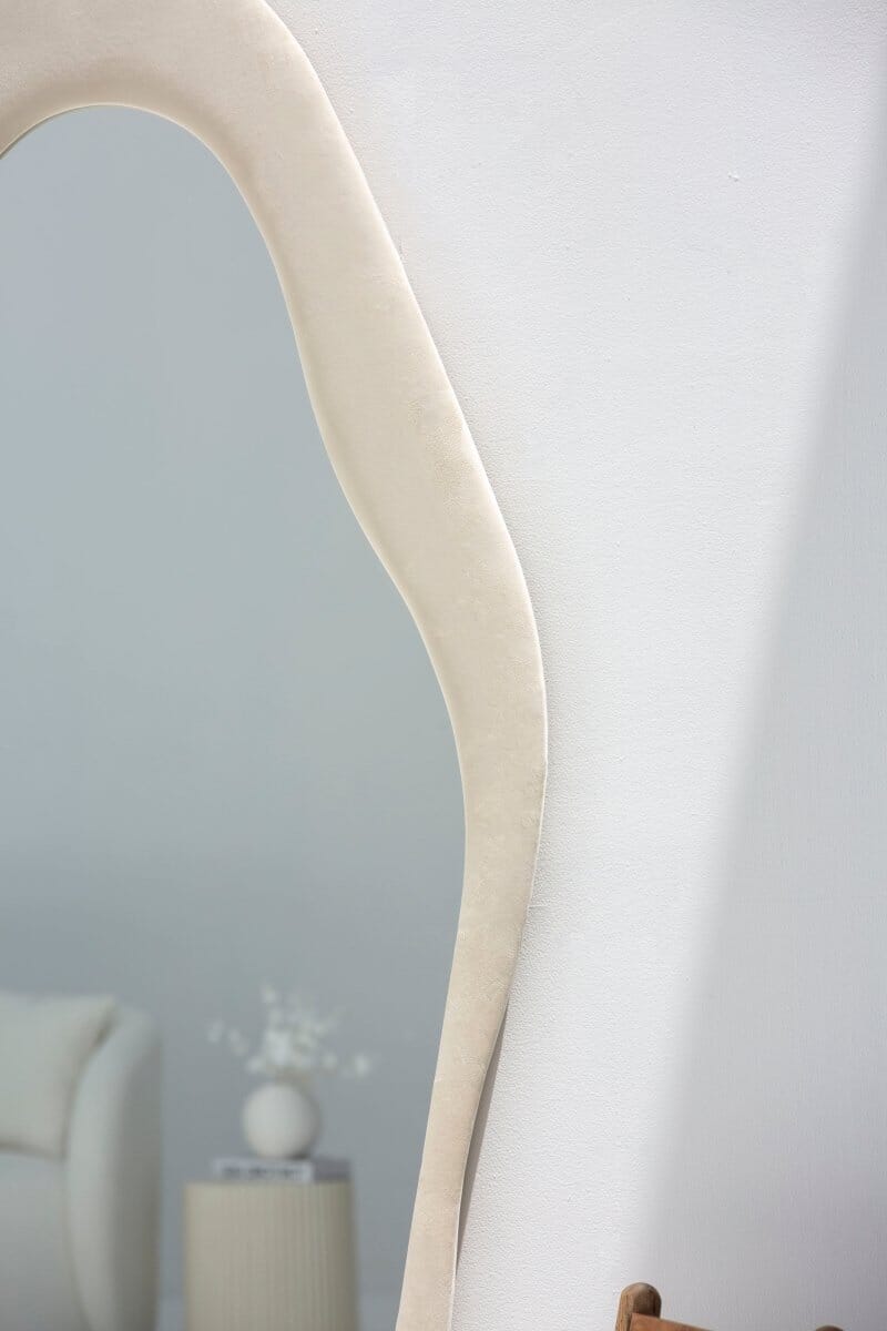 Roxana Wall Rounded Bottom Mirror with Off White Fr Homekode