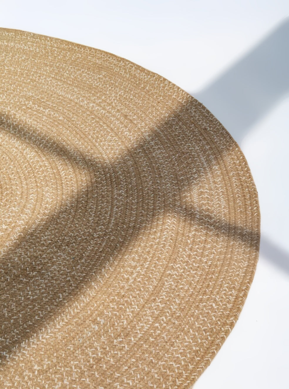 Aria Elegance - Natural Jute & White Braided Round Rug (3 Sizes)