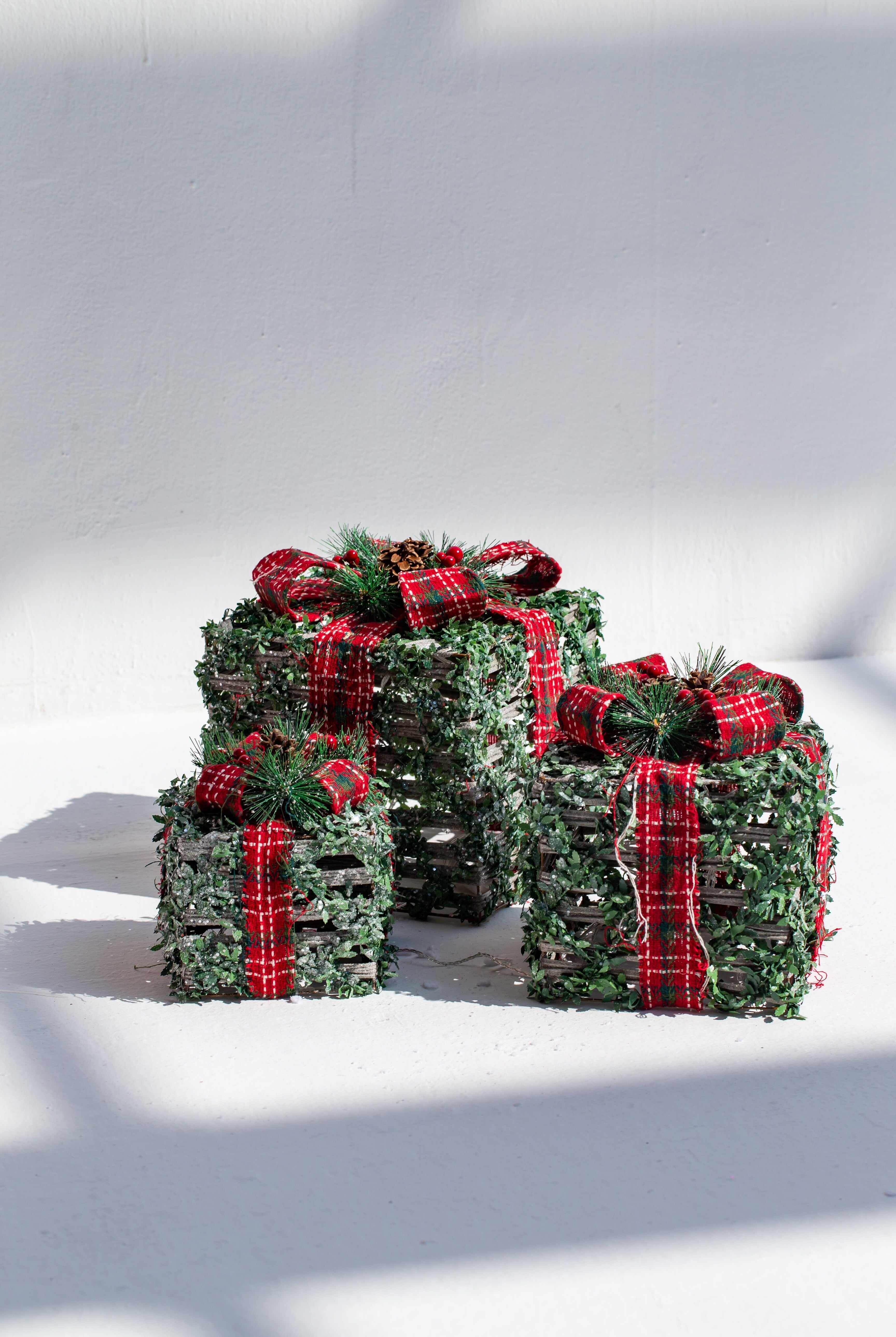 Set of 3 Light Up Green Present Boxes Homekode