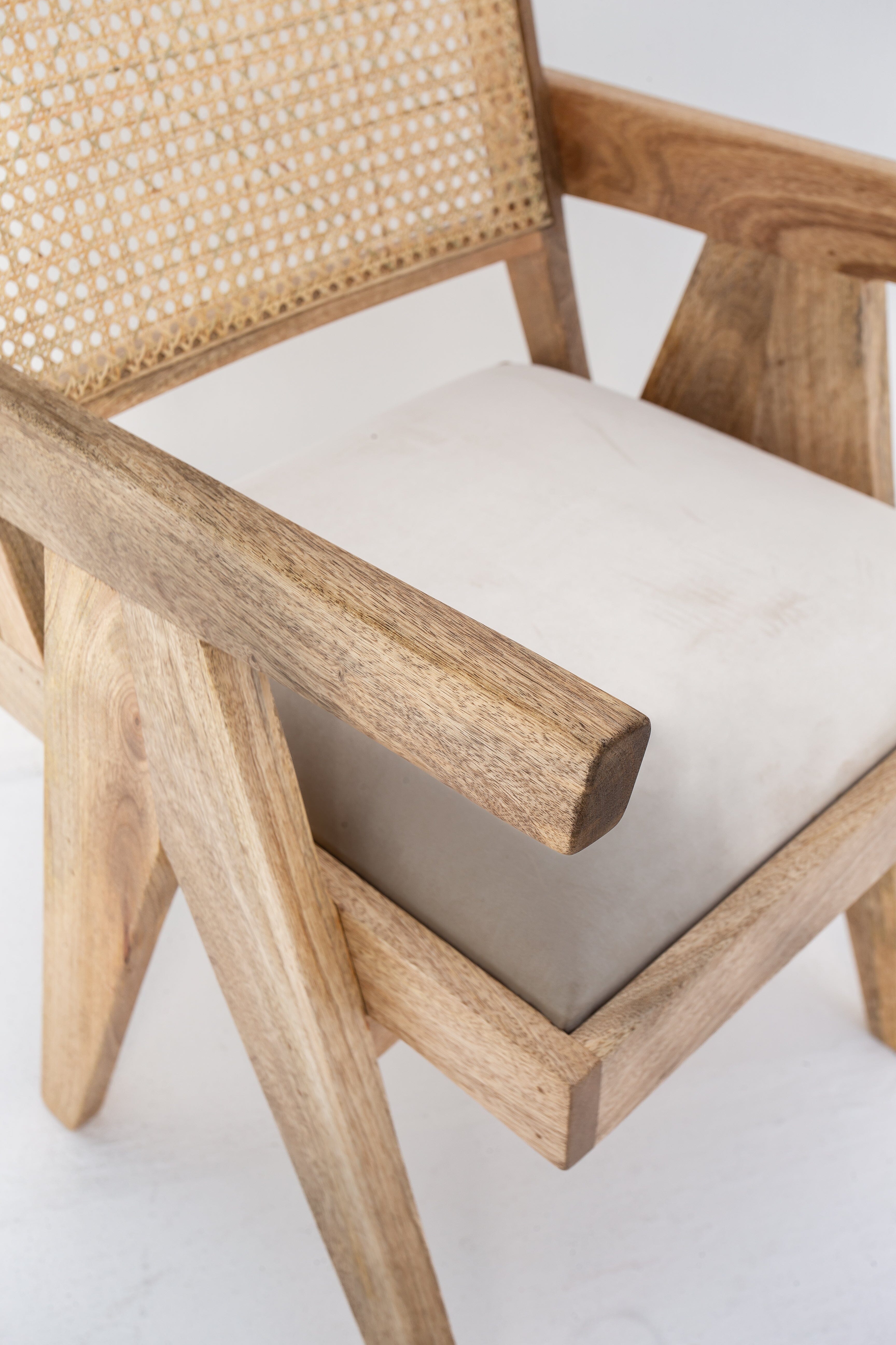 Sienna Rattan Chair with Arms Homekode