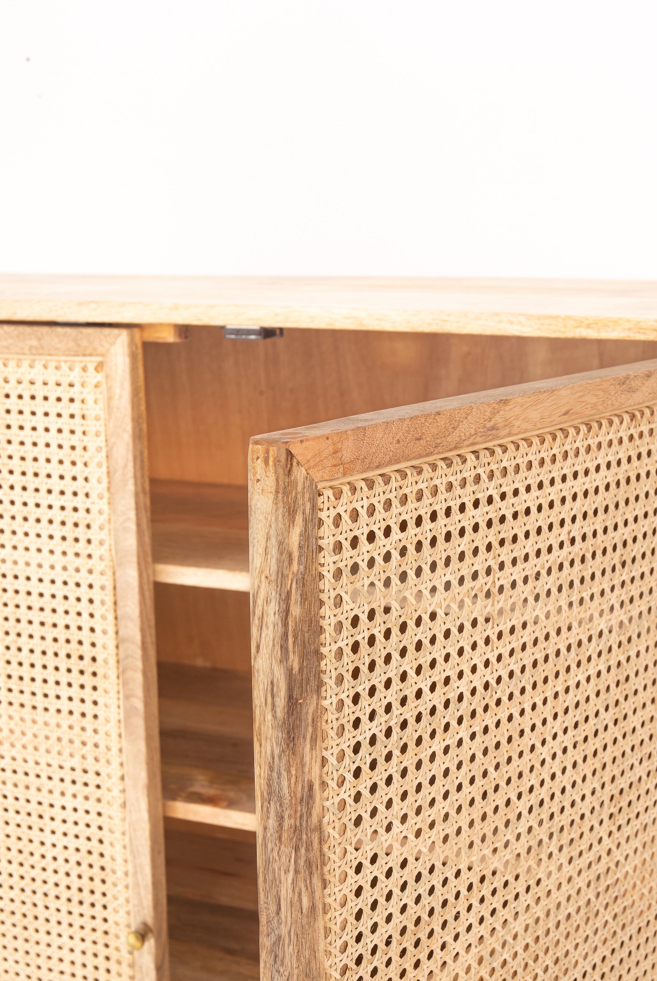 Rattan 2 Door Cabinet/Buffet Homekode