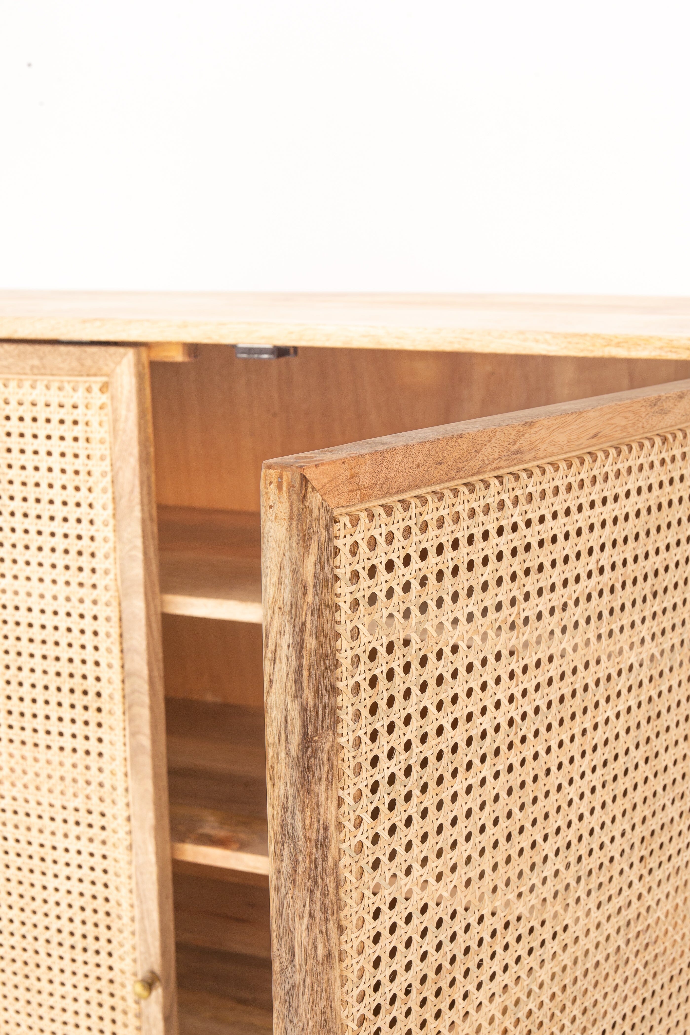 Rattan 2 Door Cabinet/Buffet Homekode