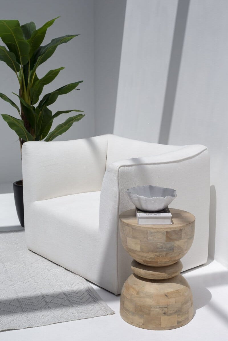 Zayla Lounge Chair With High Arms Homekode