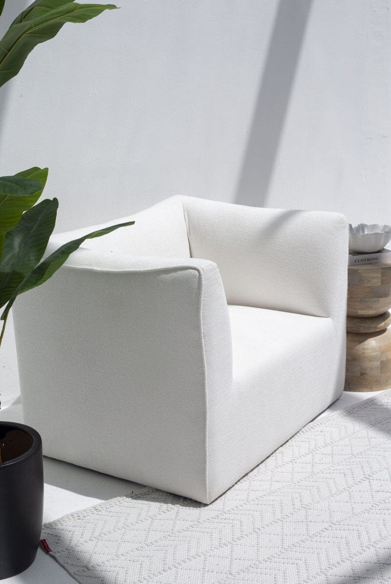 Zayla Lounge Chair With High Arms Homekode