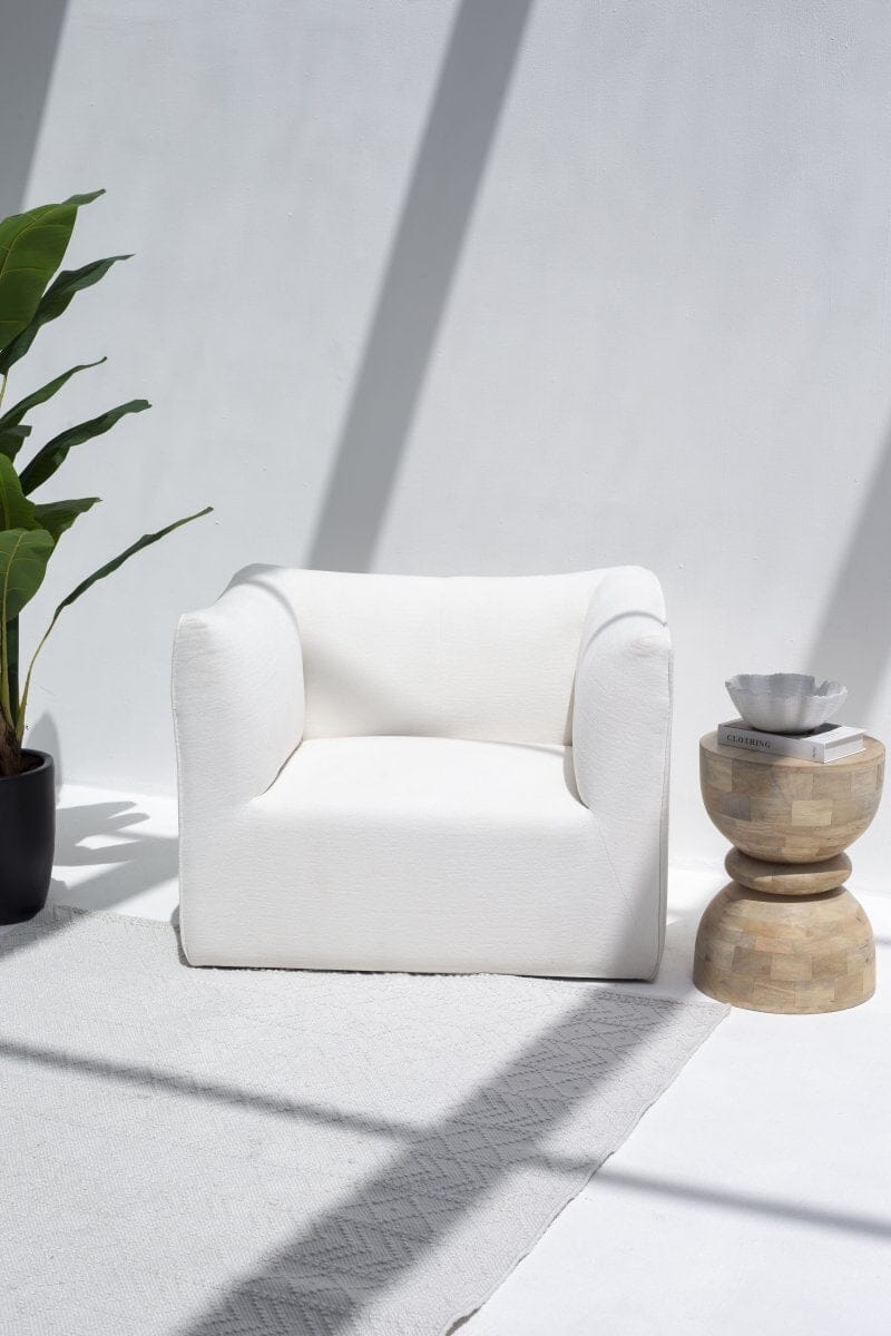 Zayla Lounge Chair With High Arms Homekode