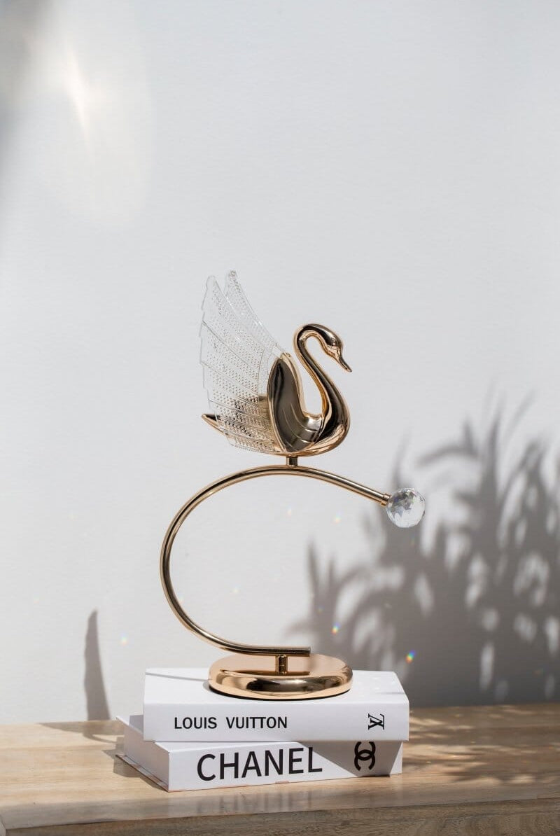 Nordic Golden Swan Table Lamp
