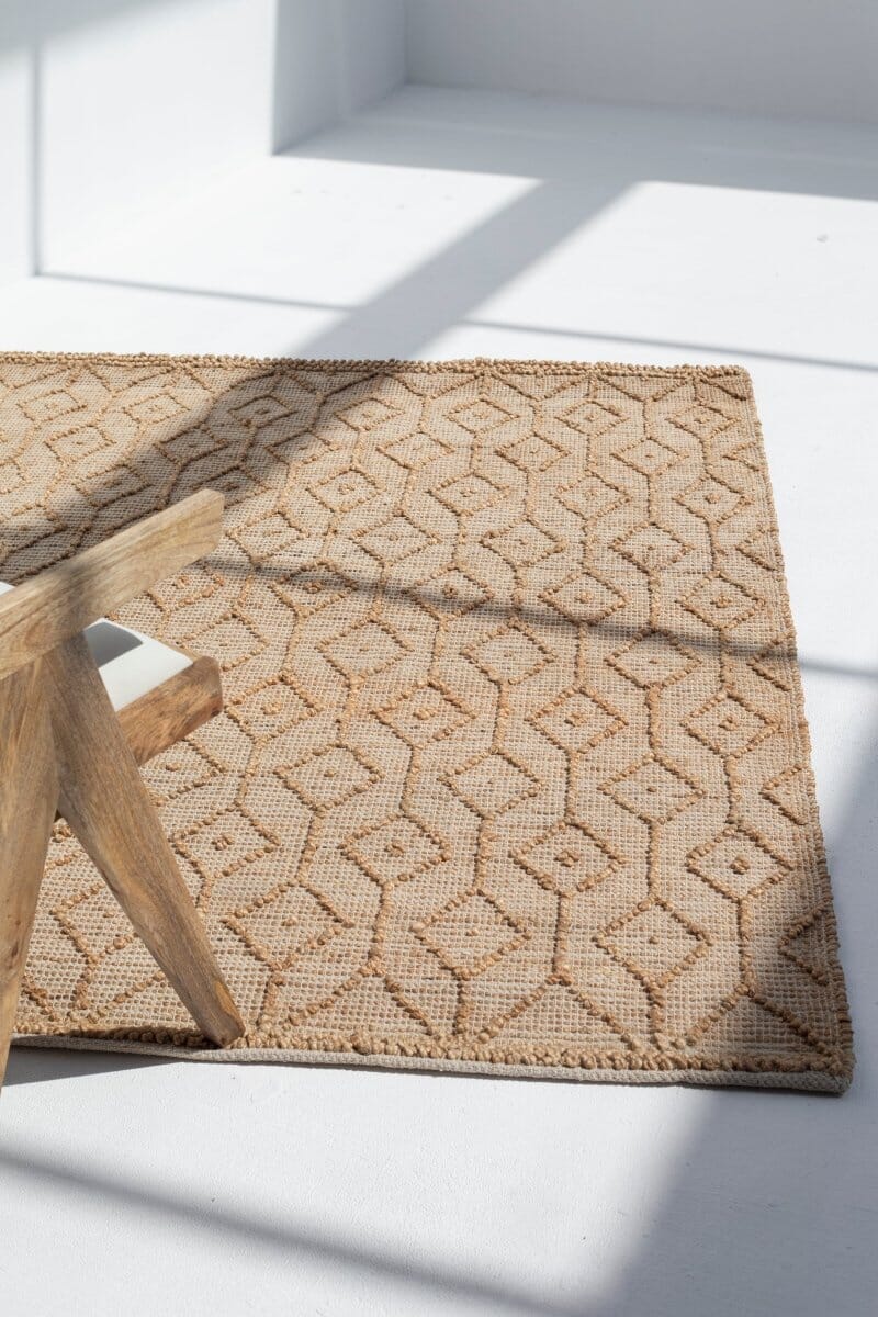 Geometric Elegance - Natural Light Brown Woven Rug (5 Sizes)