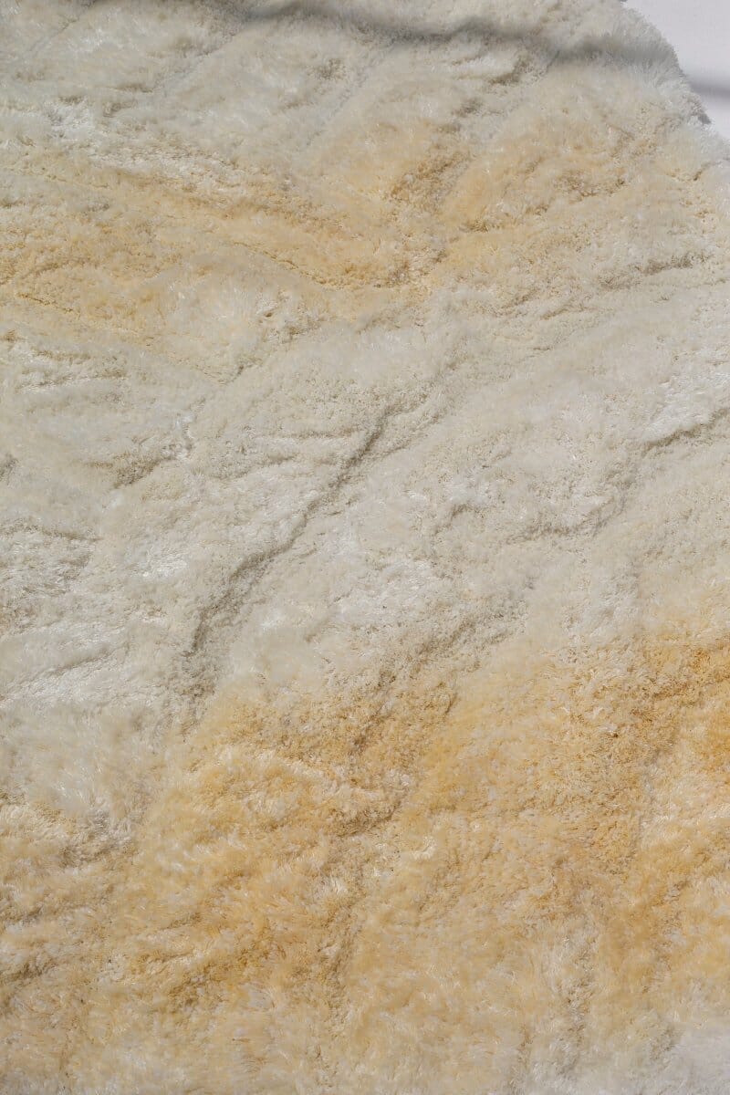 Cloud Comfort - Off-White Fluffy Shaggy Rug (2 Sizes) Table Tuft Shaggy