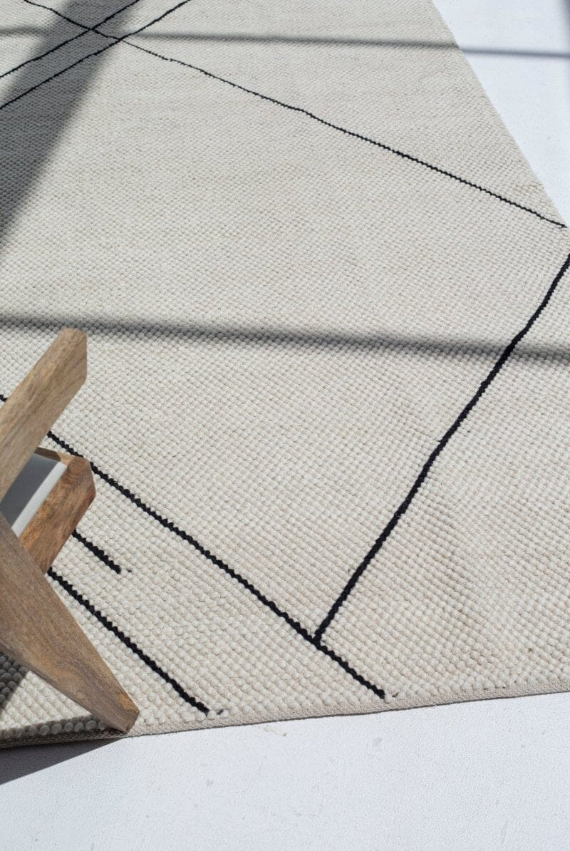 Monochrome Melody - Woven Rug (200x300 CM) WOVEN RUG