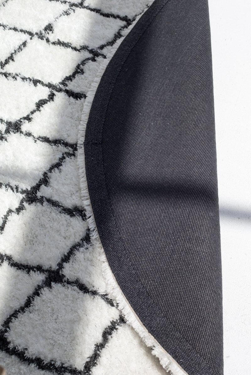 Monochrome Lattice - Fluffy Shaggy Rug (2 Sizes) Table Tuft Shaggy