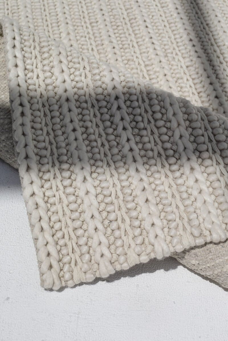 Snowy Elegance - Woven Rug (4 Sizes) WOVEN RUG