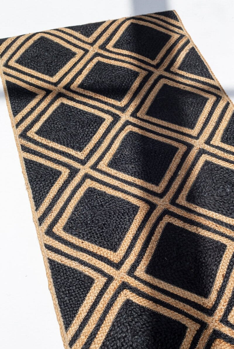 Eclipse Passage - Hallway Black & Natural Braided Jute Rug (80x200 CM) Braided -- Braided Rug